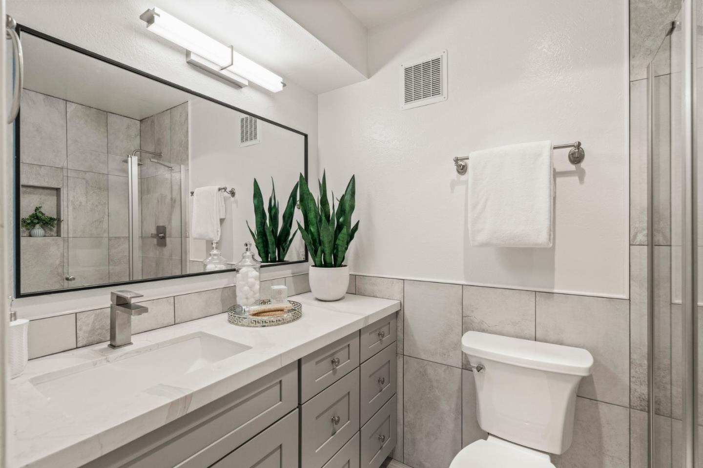 922 Beach Park BLVD 29