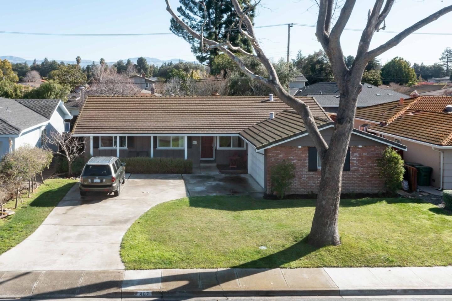 467 Luther DR