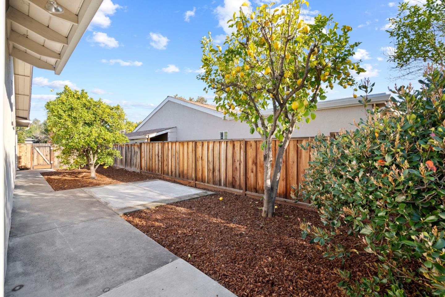 6325 Desert Flame DR