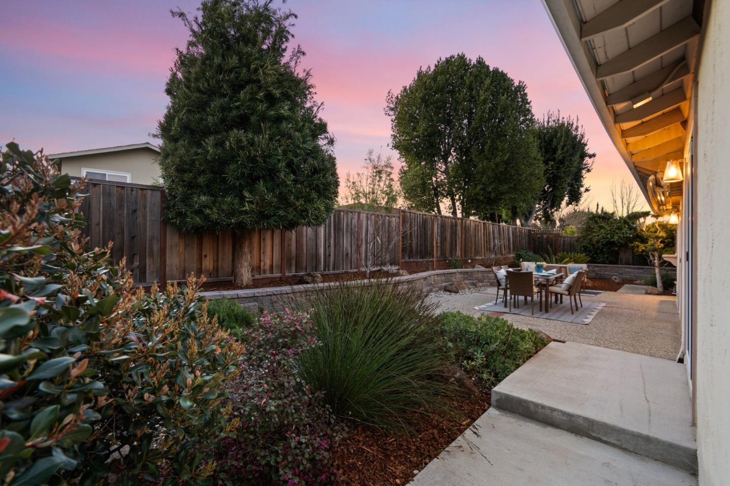 6325 Desert Flame DR