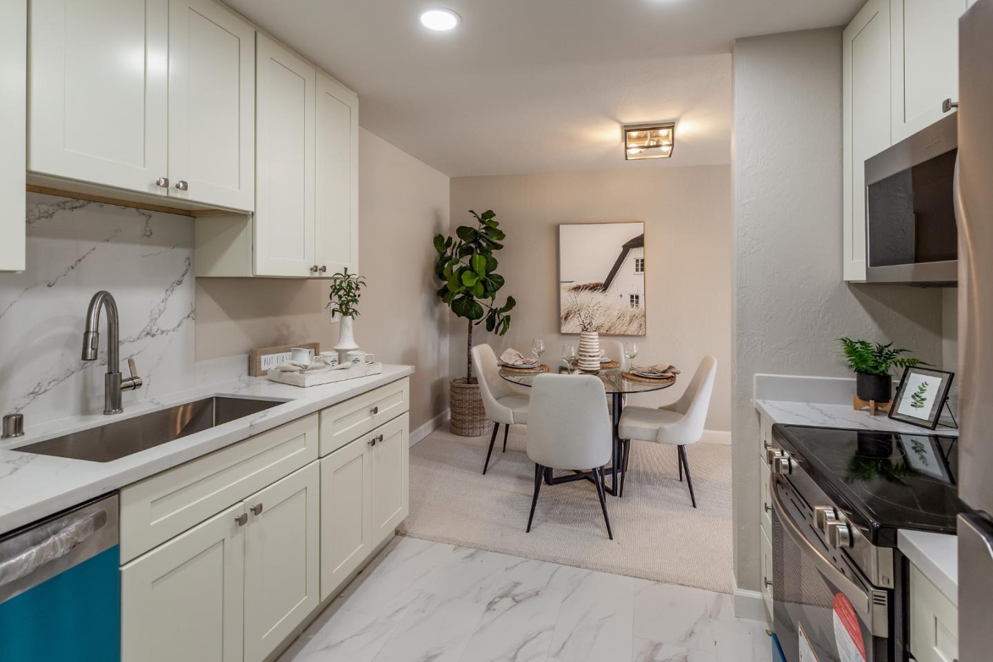 1730 Halford AVE 250