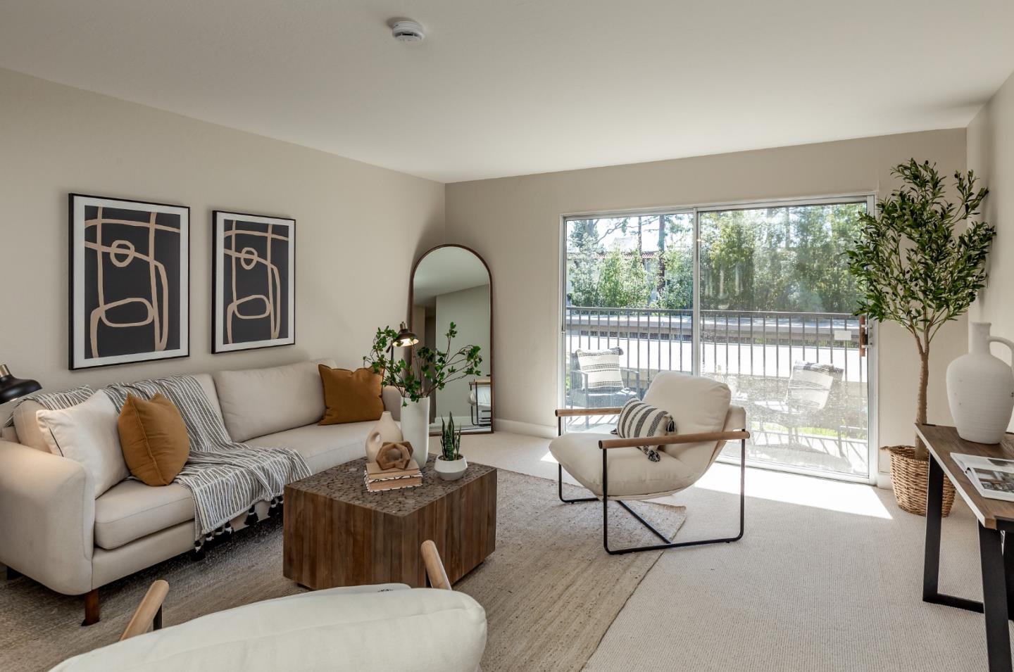 1730 Halford AVE 250