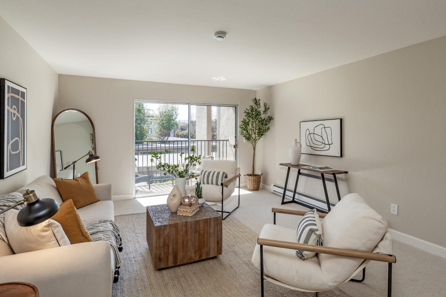 1730 Halford AVE 250