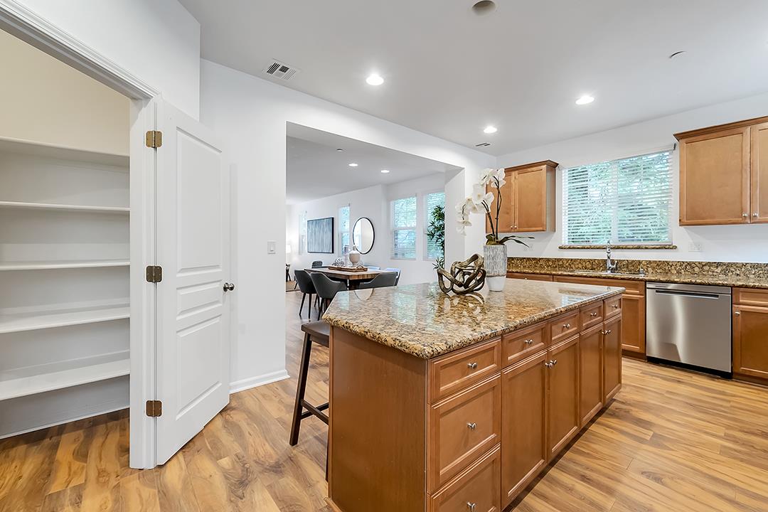 237 Bluebonnet LN 504