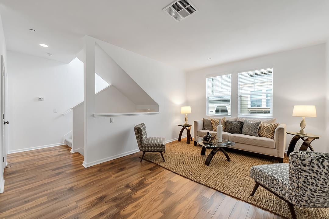 237 Bluebonnet LN 504