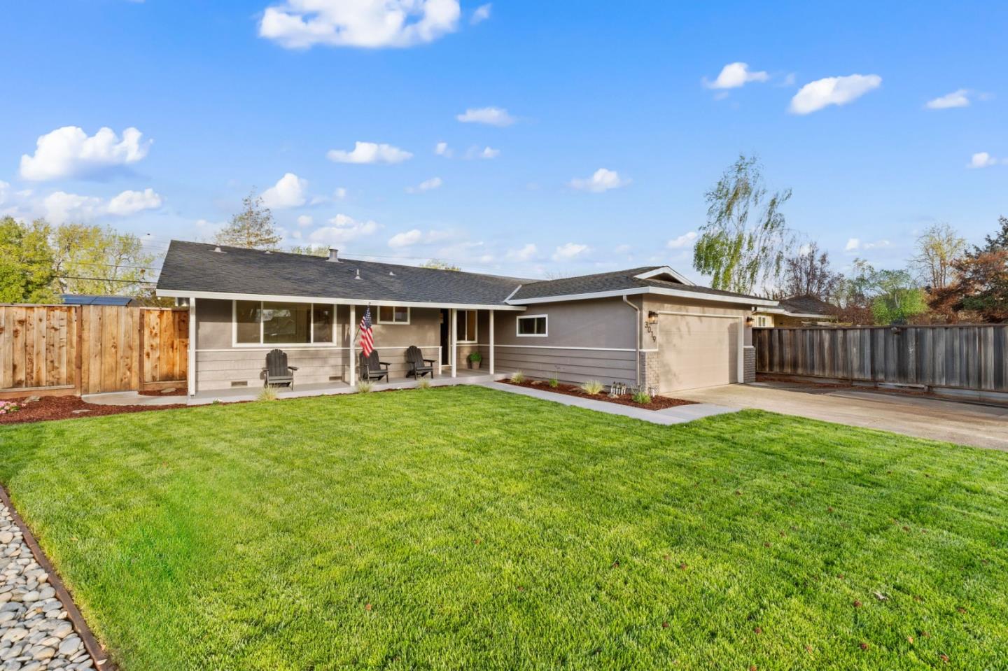 3019 Greentree WAY