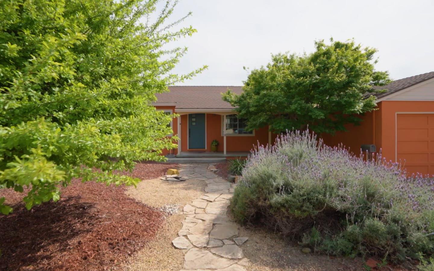 2440 Walnut Grove AVE