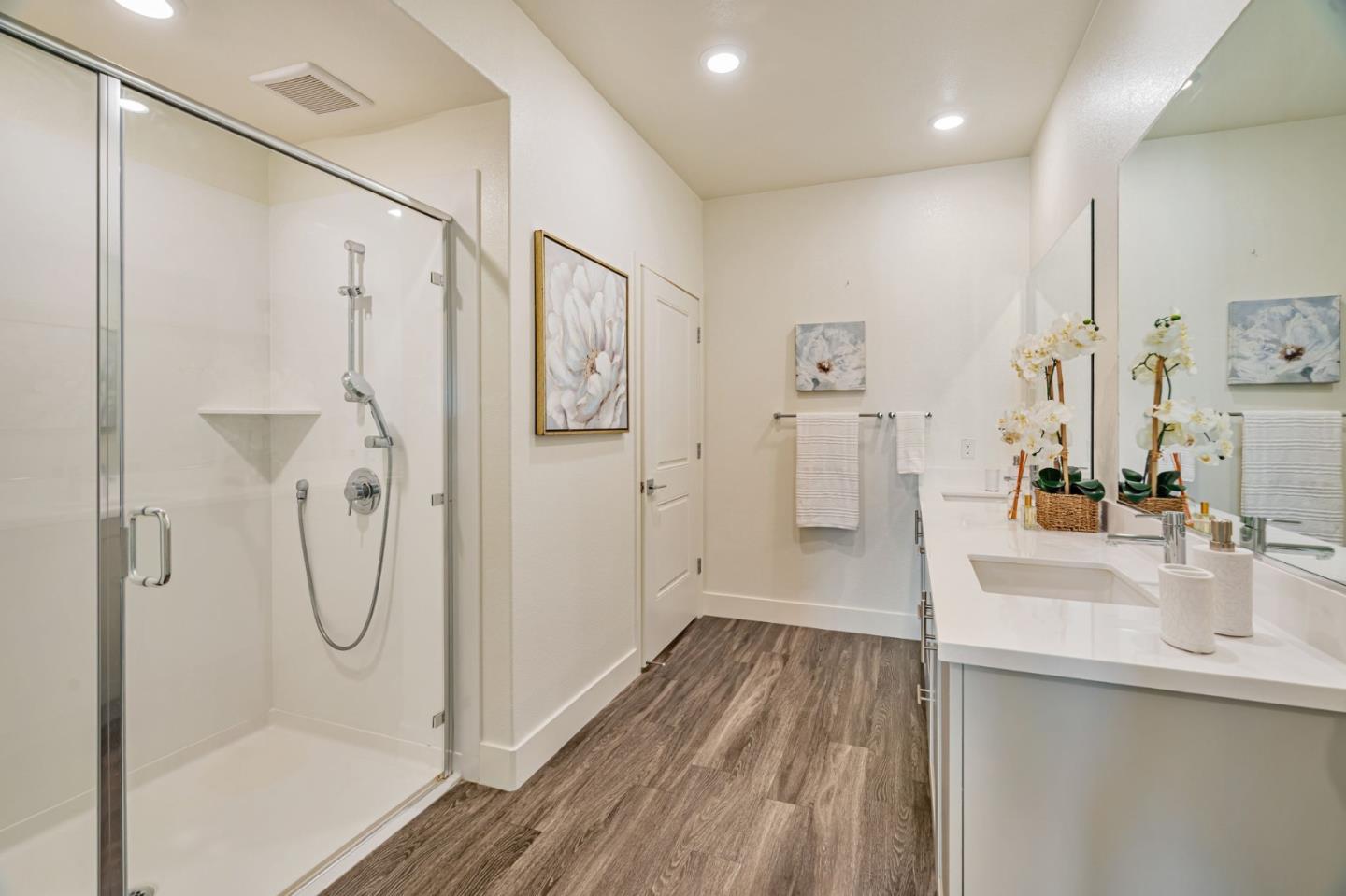 5925 Charlotte DR 418