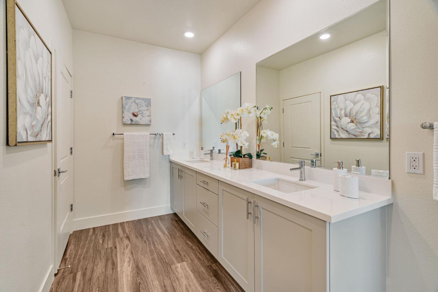 5925 Charlotte DR 418