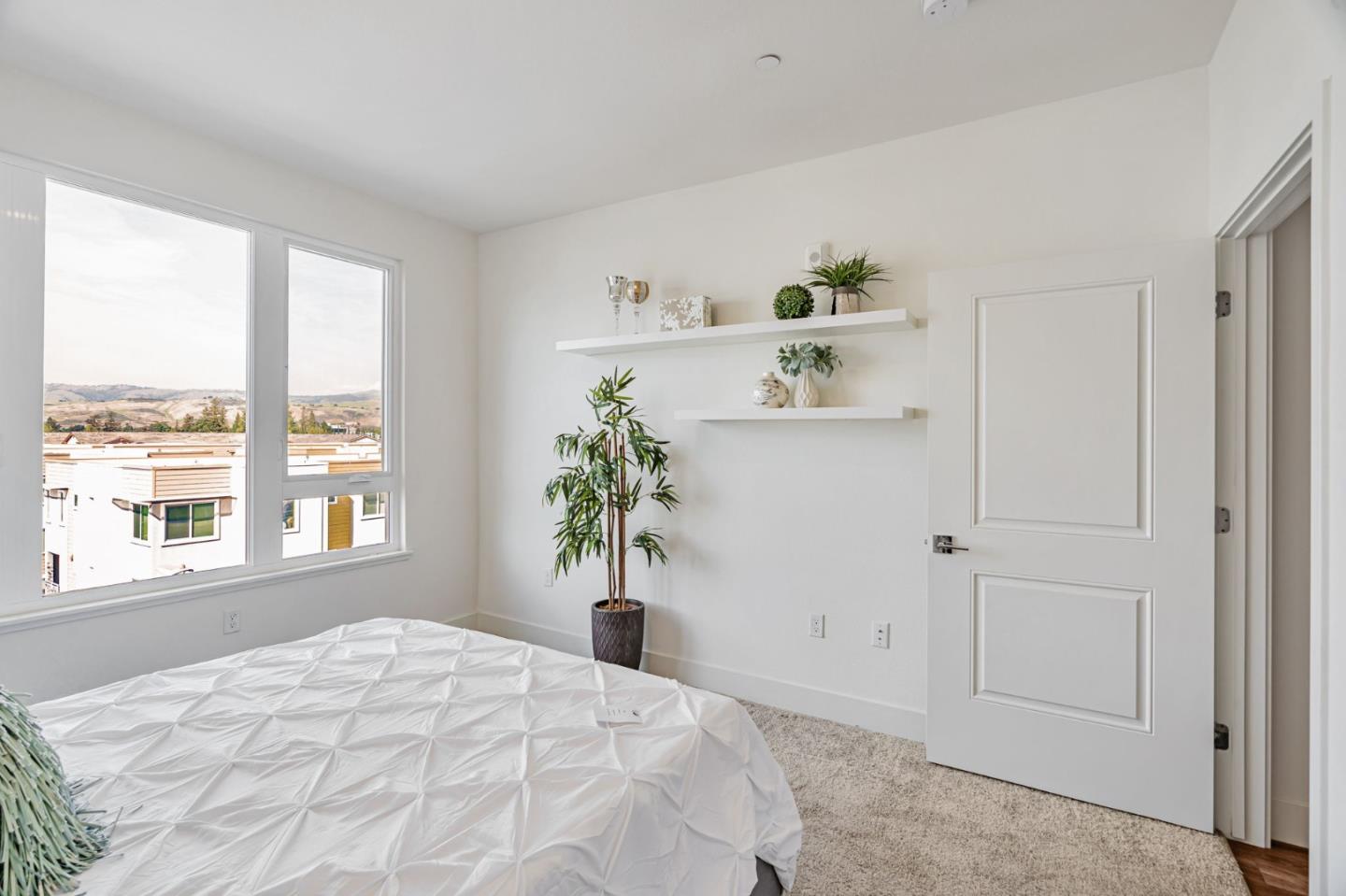 5925 Charlotte DR 418