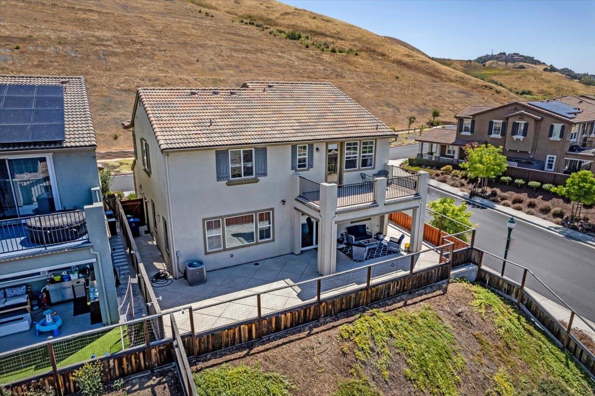 30111 Mountain View DR