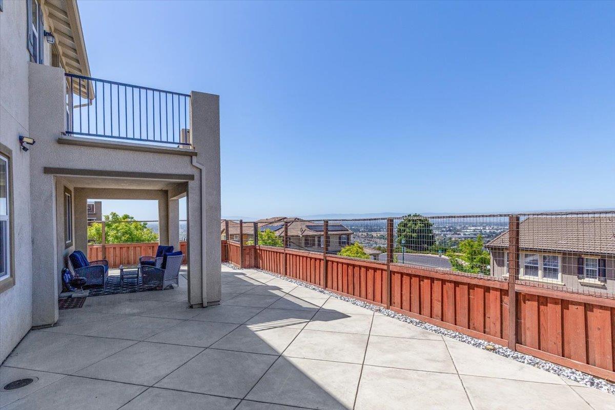 30111 Mountain View DR