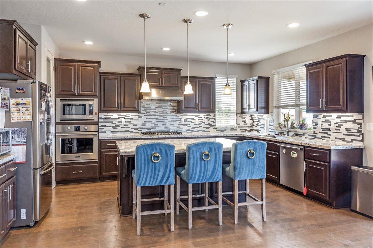 30111 Mountain View DR