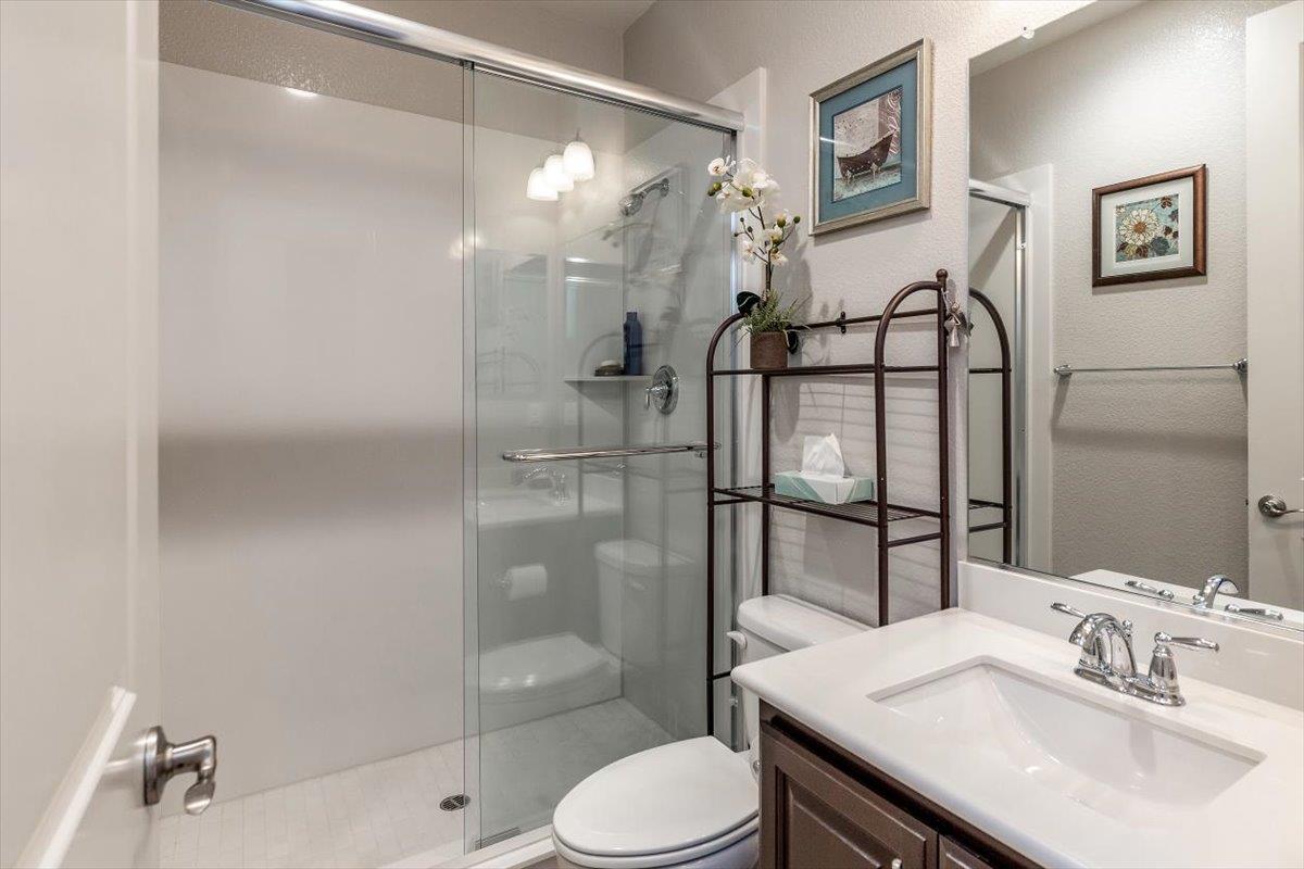 30111 Mountain View DR