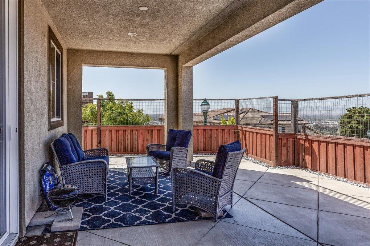 30111 Mountain View DR