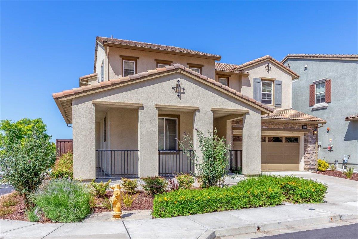 30111 Mountain View DR