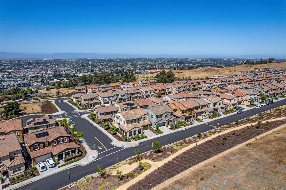 30111 Mountain View DR