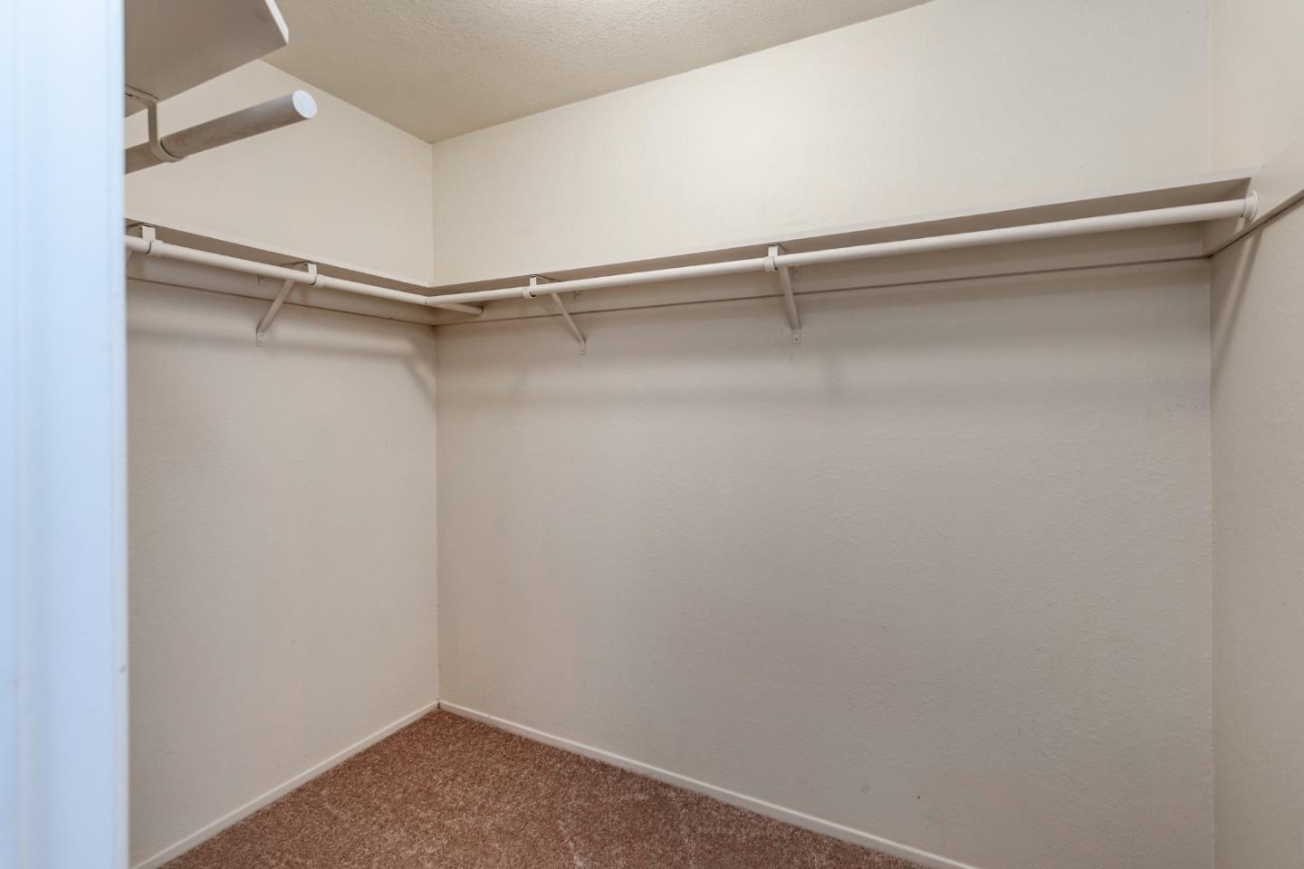 283 De Soto DR