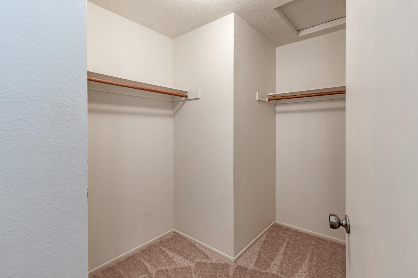 283 De Soto DR