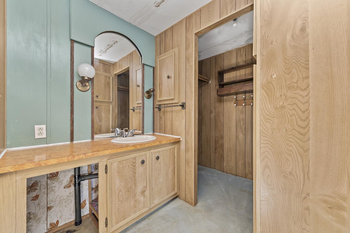 2614 Whispering Hills Circle 2614