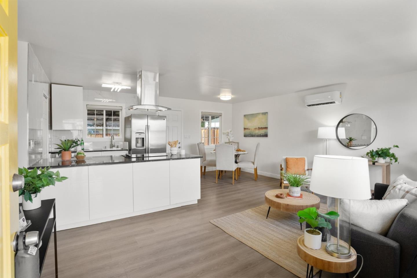 3297 Mount Wilson DR