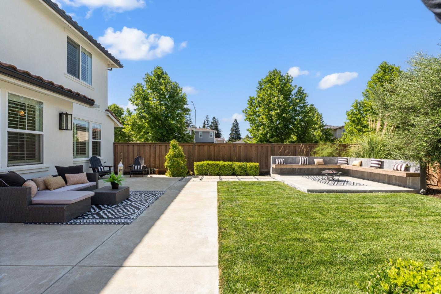 17920 Stoney Creek Way