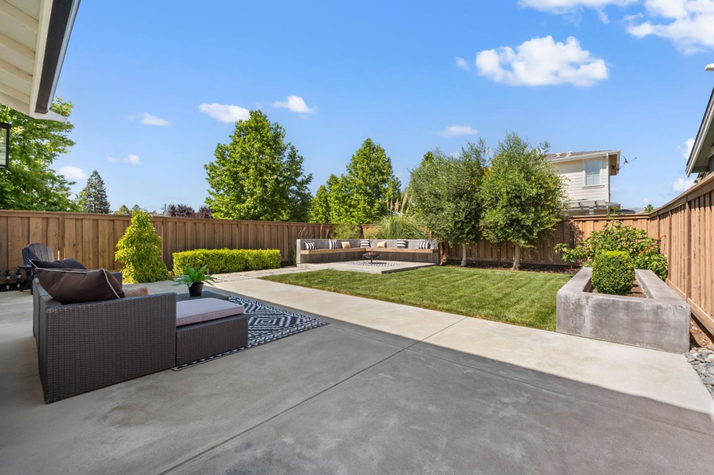 17920 Stoney Creek Way