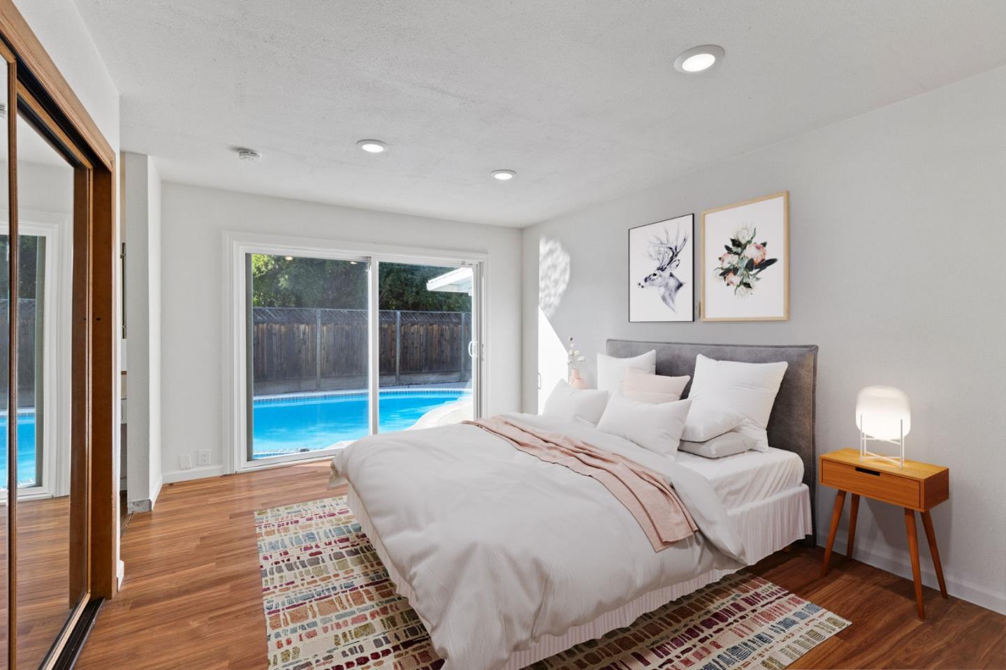 377 Avenida Arboles