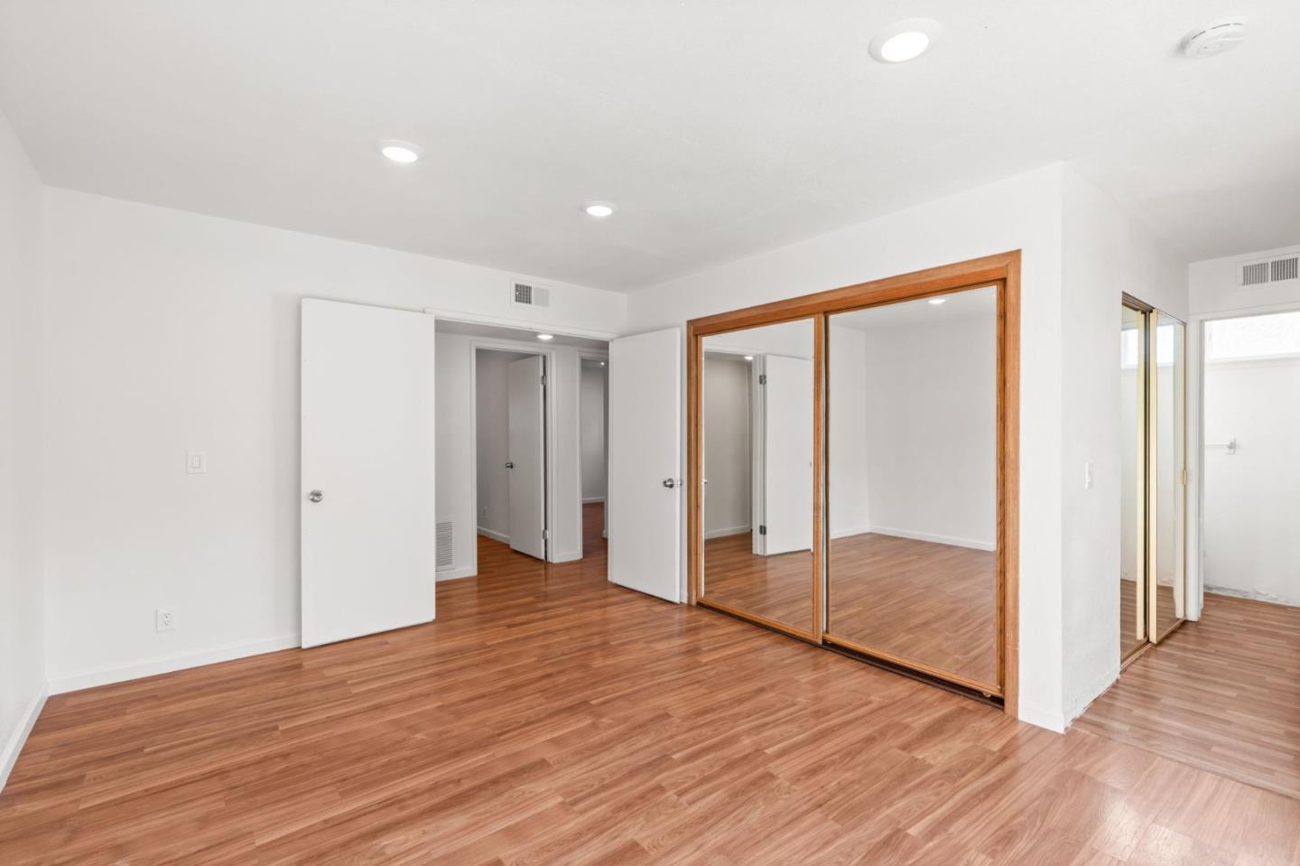 377 Avenida Arboles