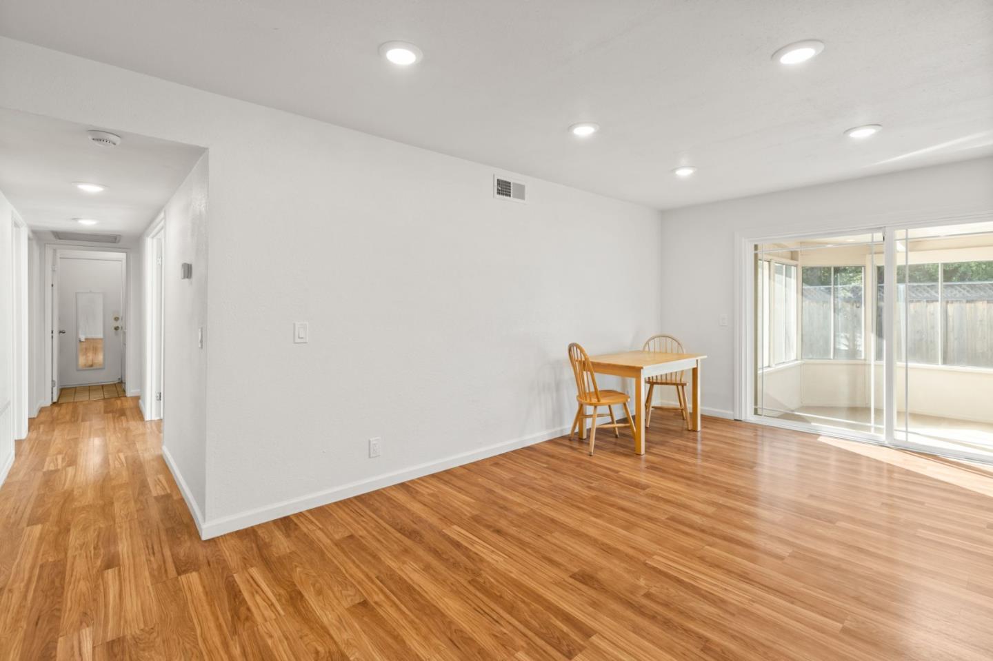 377 Avenida Arboles