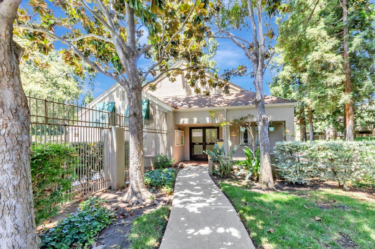 5703 Makati Circle D