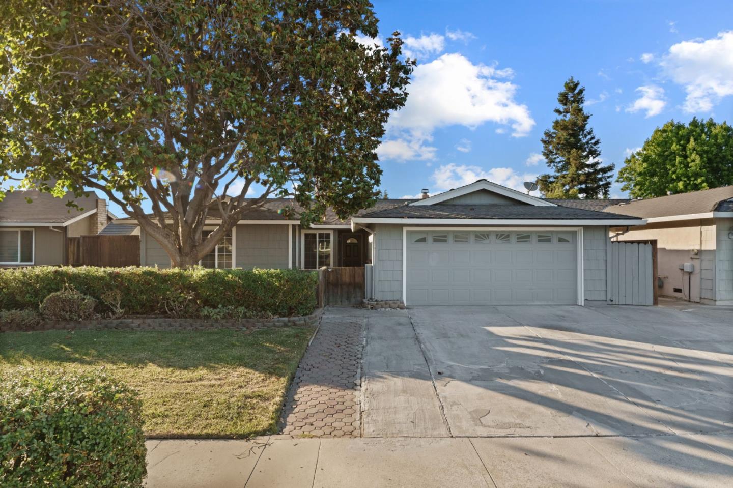 861 Mulcaster Court