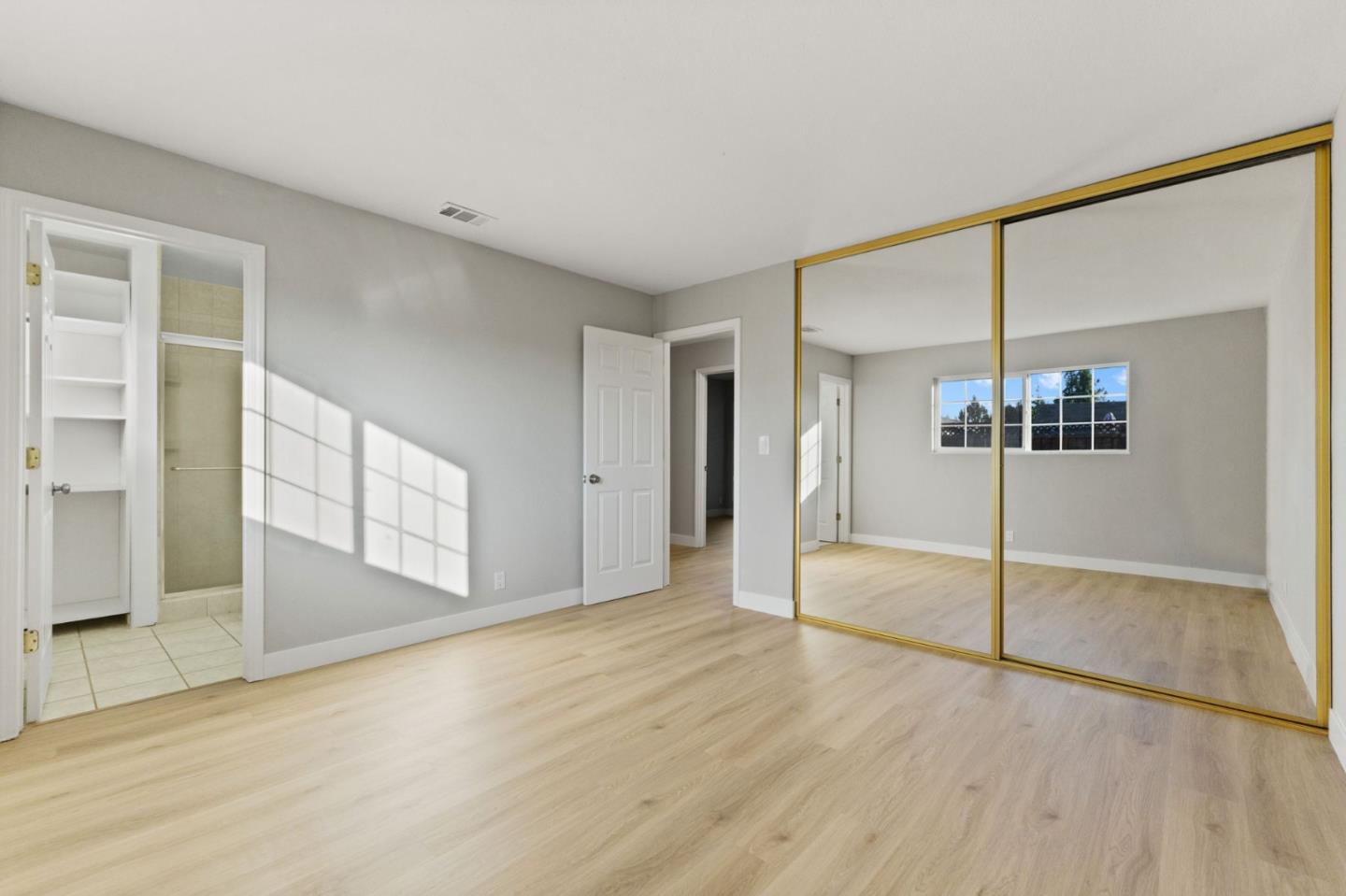 861 Mulcaster Court