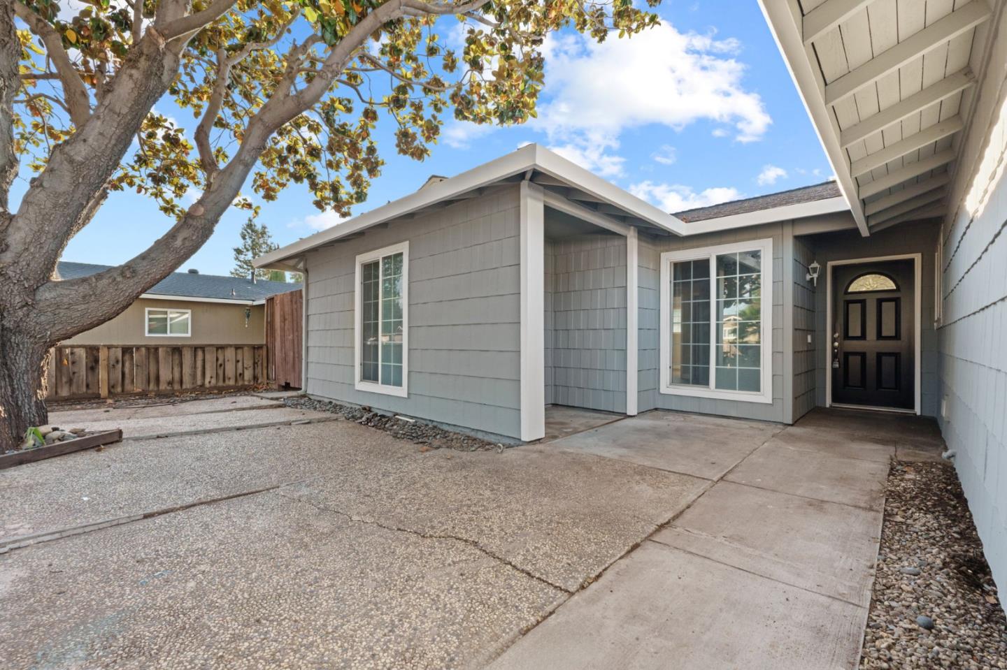 861 Mulcaster Court