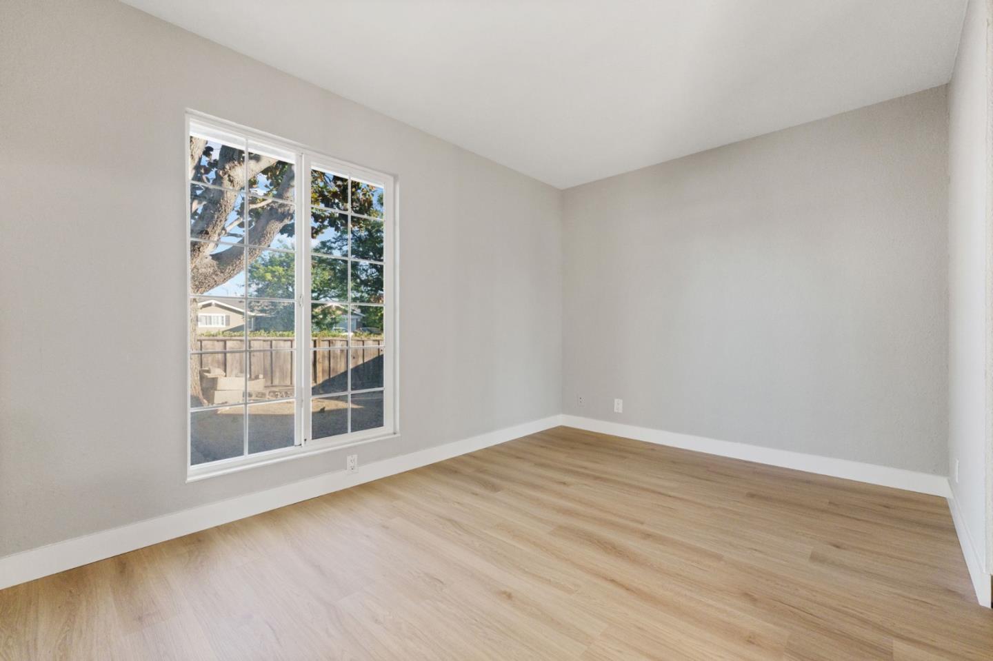 861 Mulcaster Court