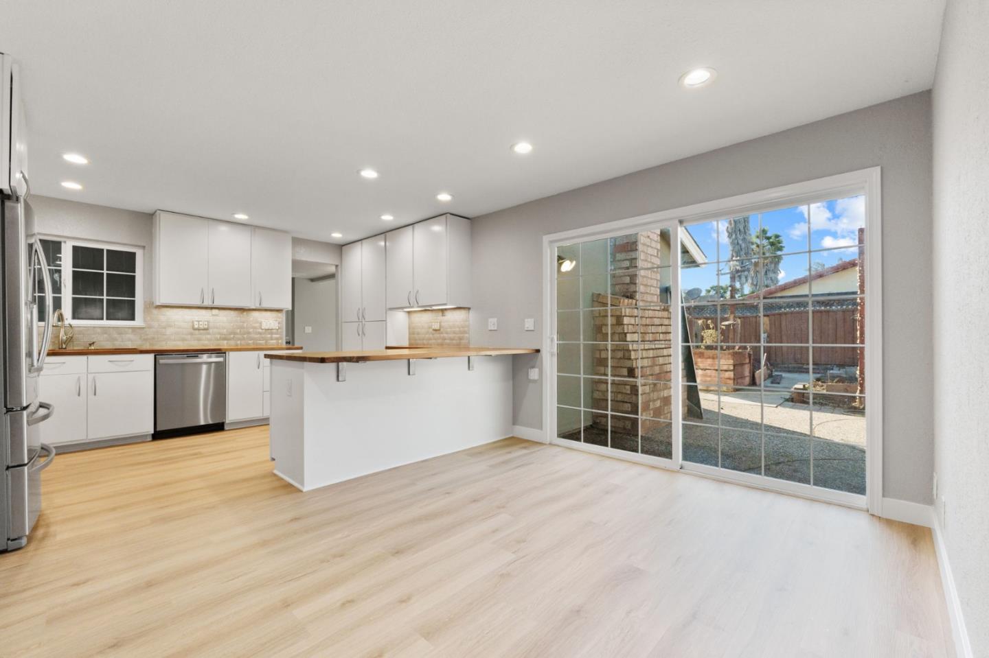 861 Mulcaster Court