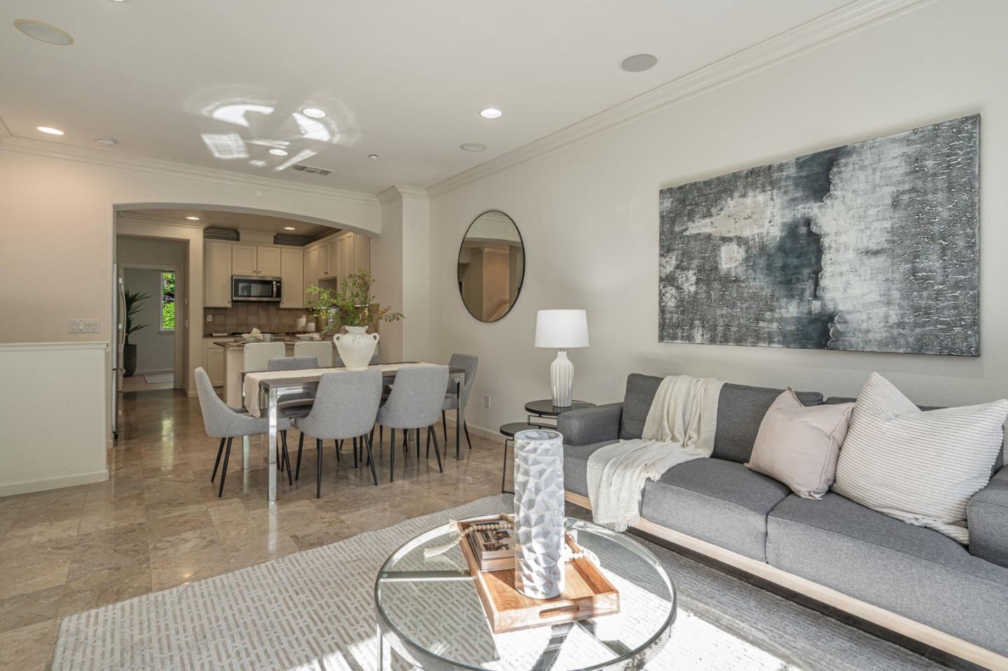 207 Peppermint Tree Terrace 4