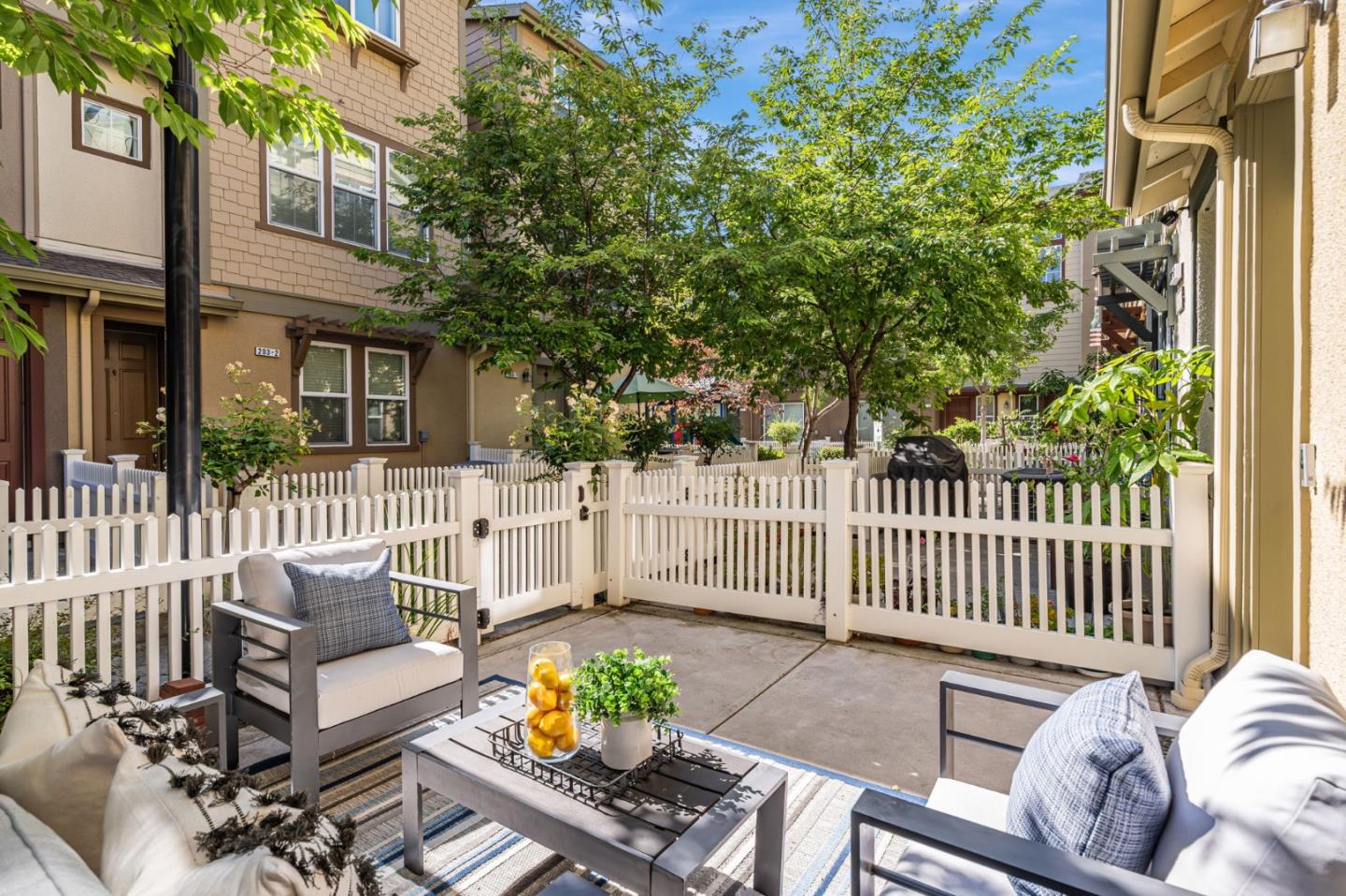 207 Peppermint Tree Terrace 4