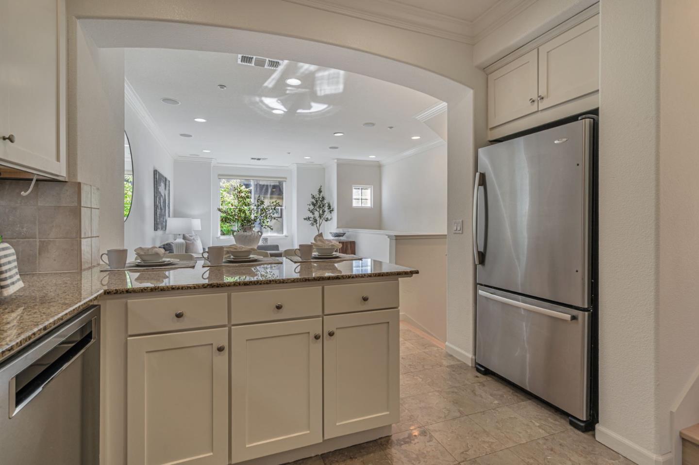 207 Peppermint Tree Terrace 4