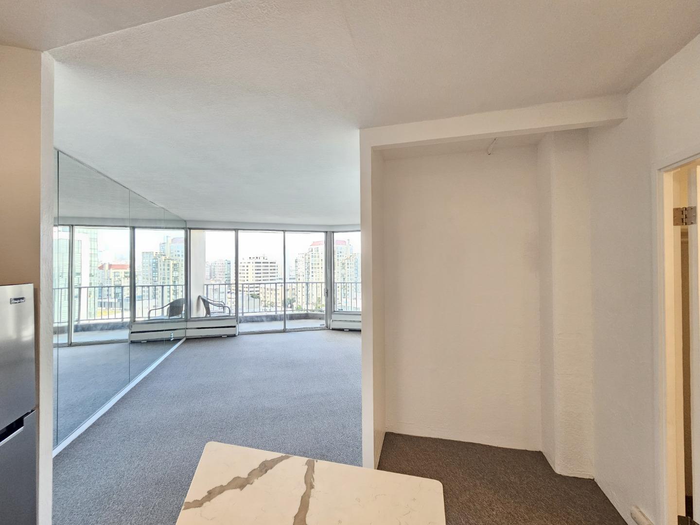1200 Gough Street 10B