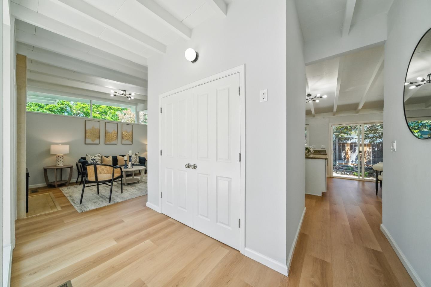 821 East Meadow Drive