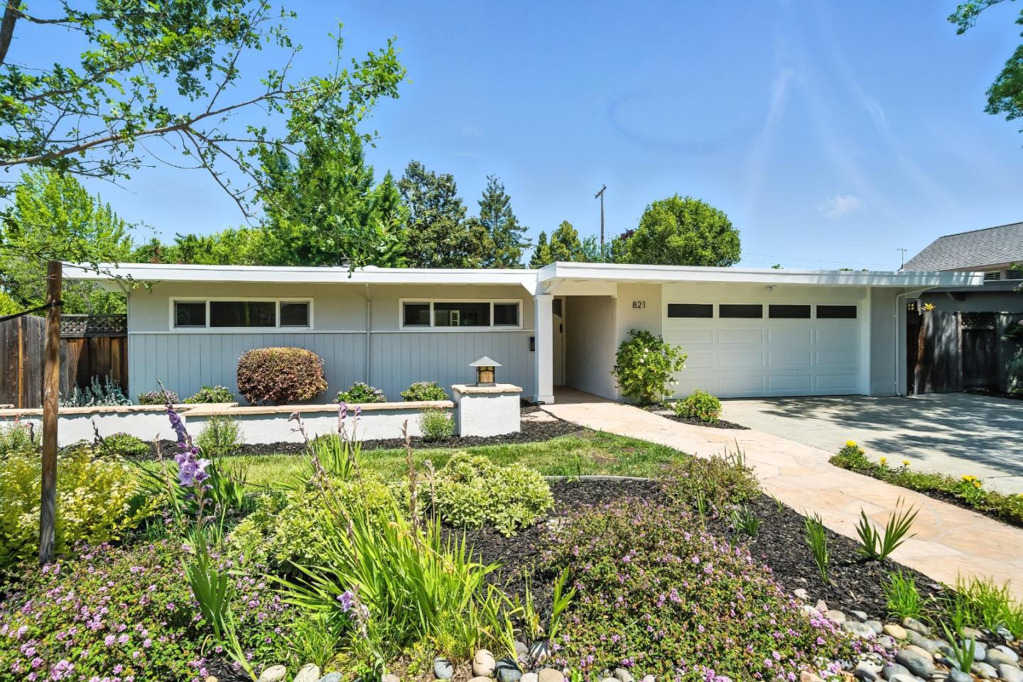 821 East Meadow Drive