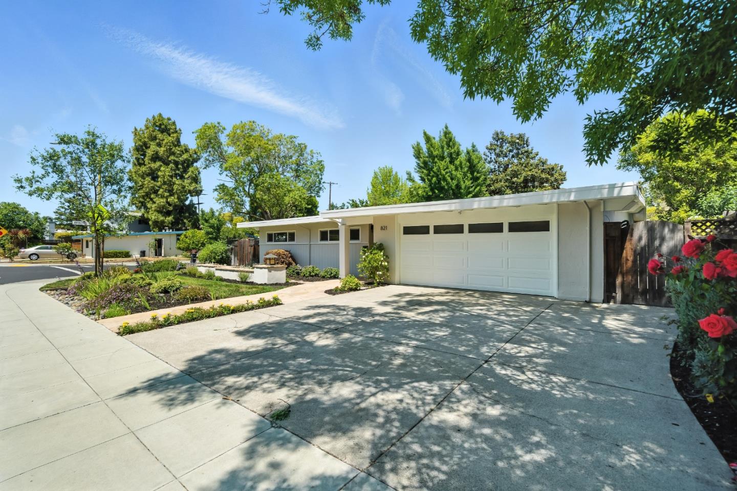 821 East Meadow Drive