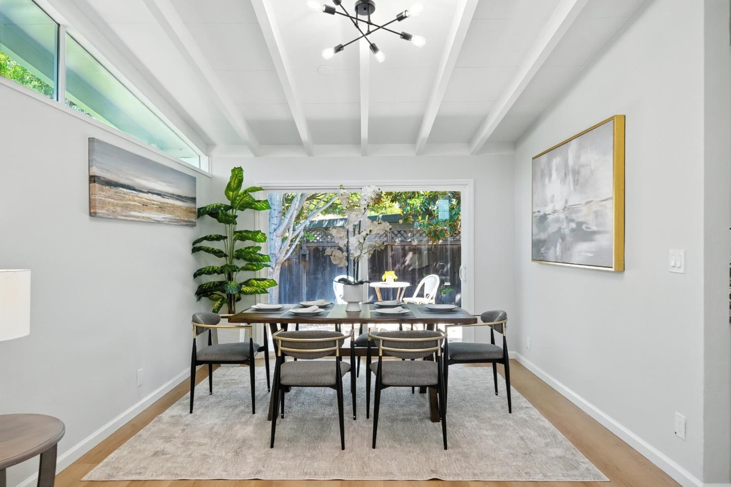 821 East Meadow Drive