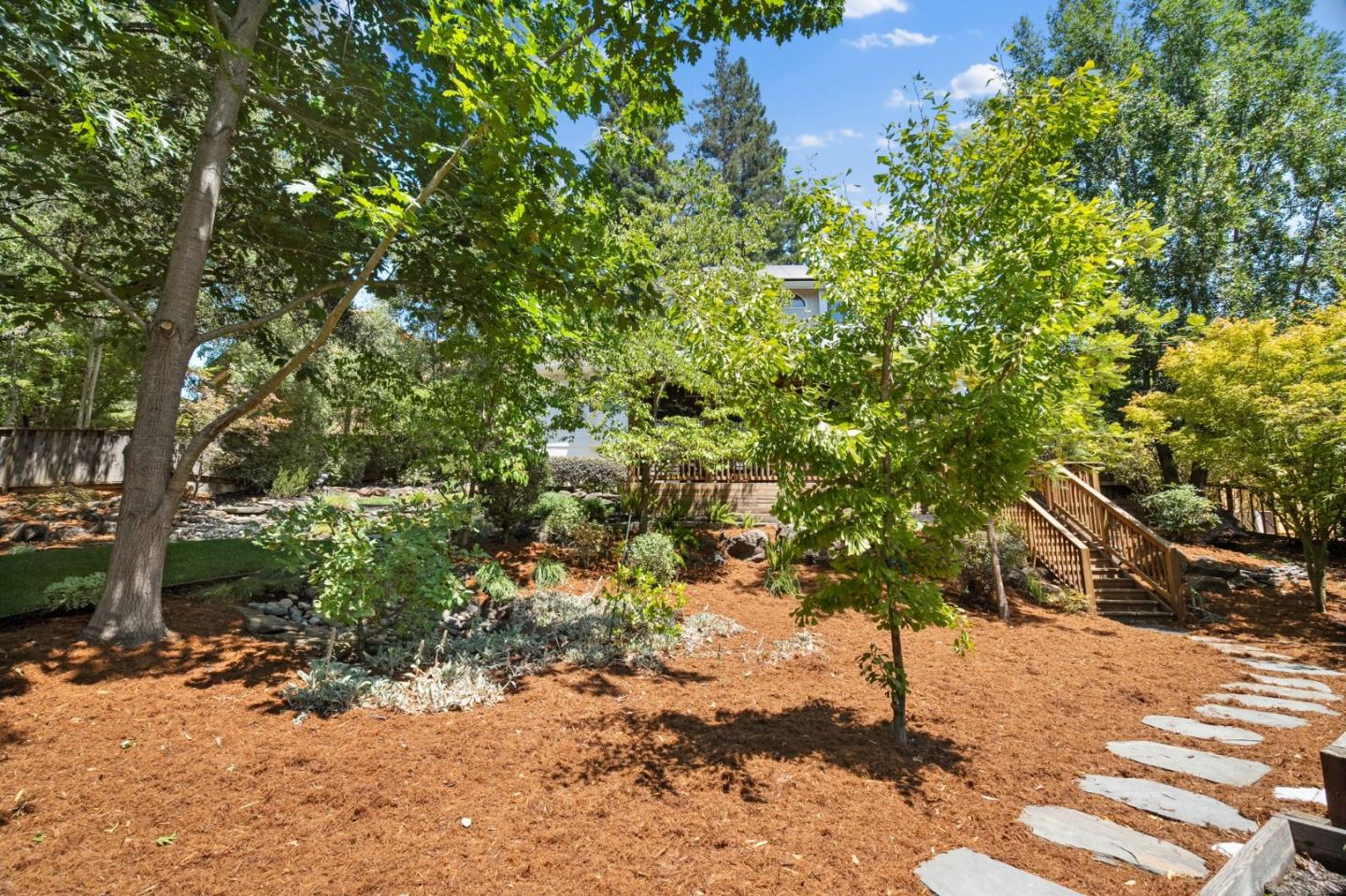 109 Johnson Hollow