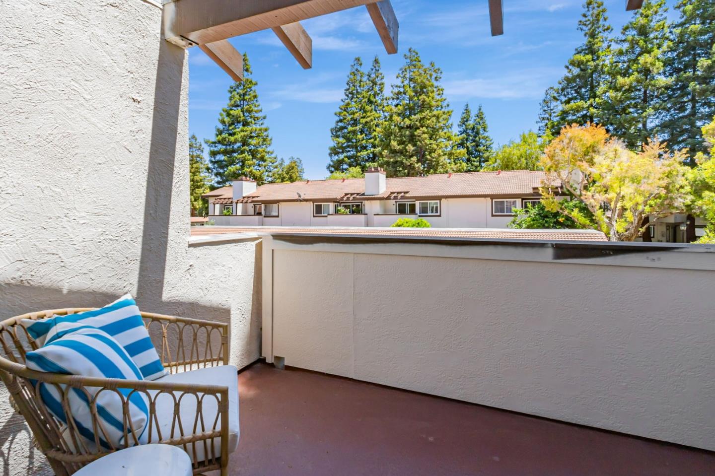 1400 Bowe Avenue 1105