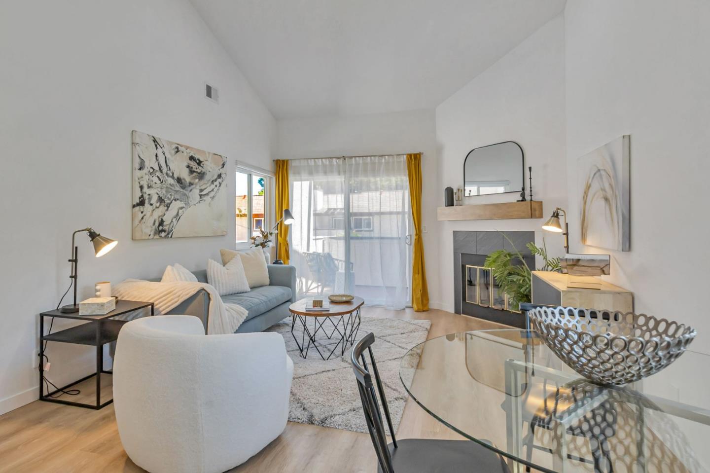 1400 Bowe Avenue 1105