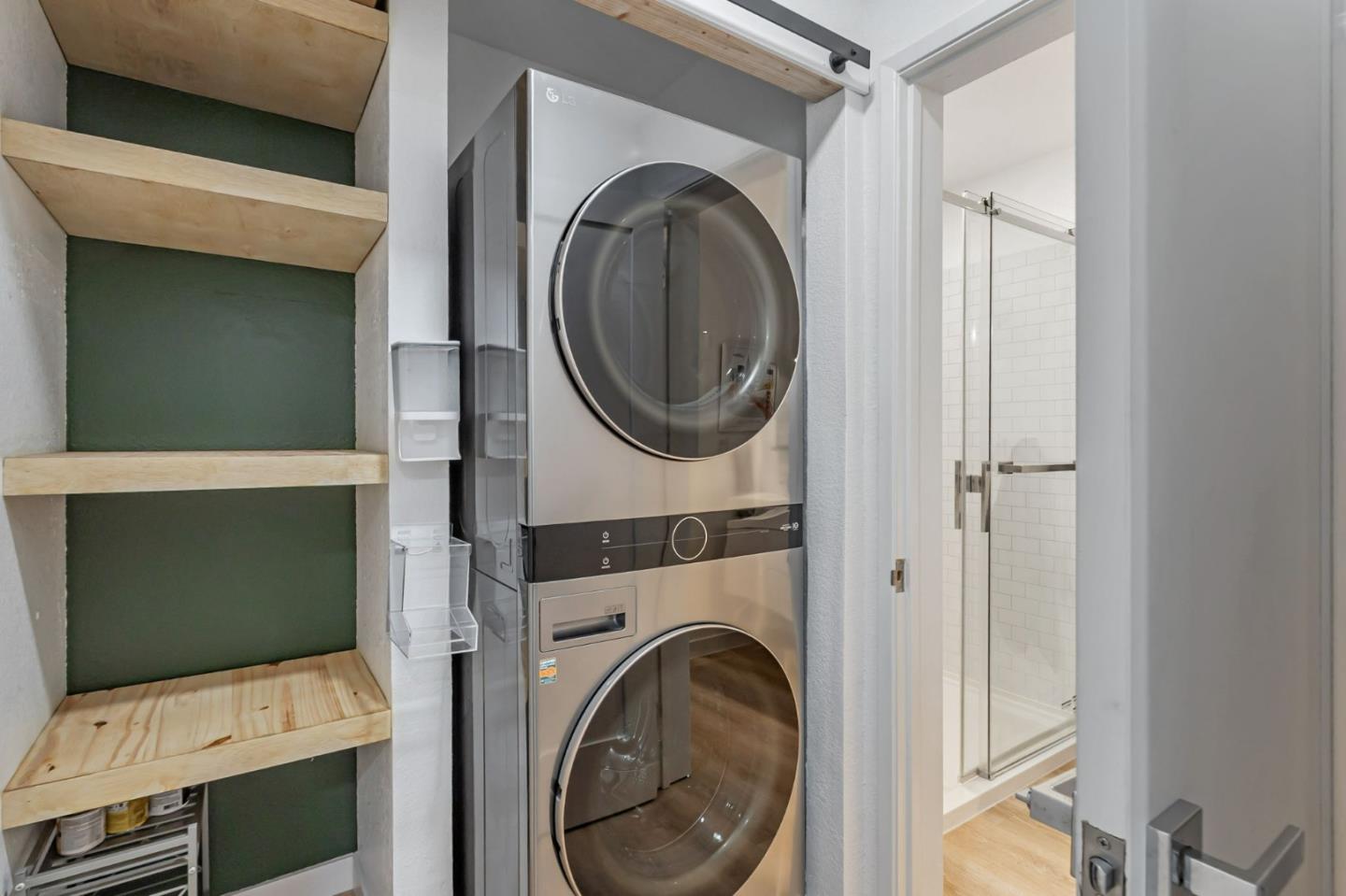 1400 Bowe Avenue 1105