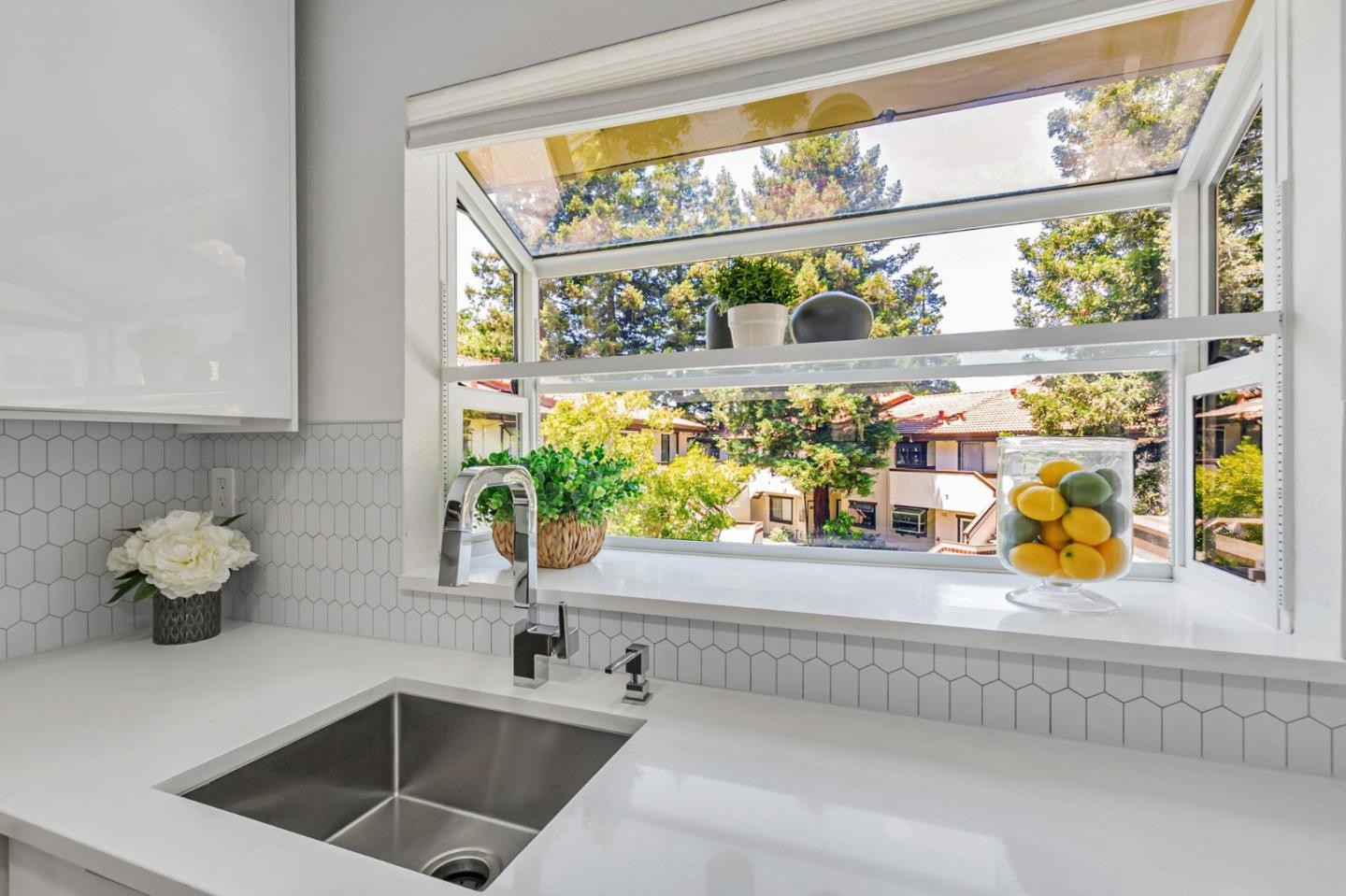 1400 Bowe Avenue 1105