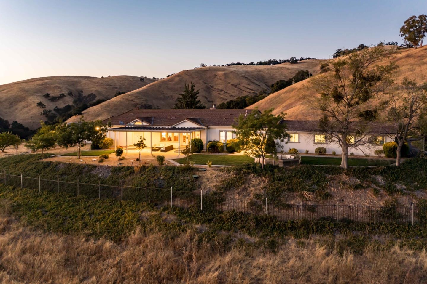4024 Higuera Highland Lane